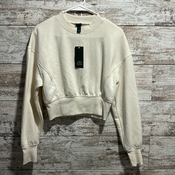 Tan cropped sweater - Picture 1 of 3
